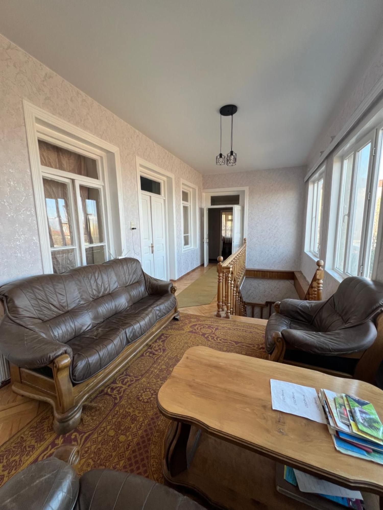 Guesthouse Lilia &Wine Celler Телаві Екстер'єр фото